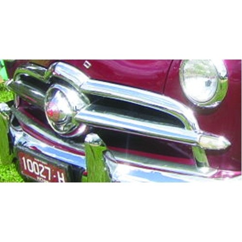 Lower Grille Trim Molding